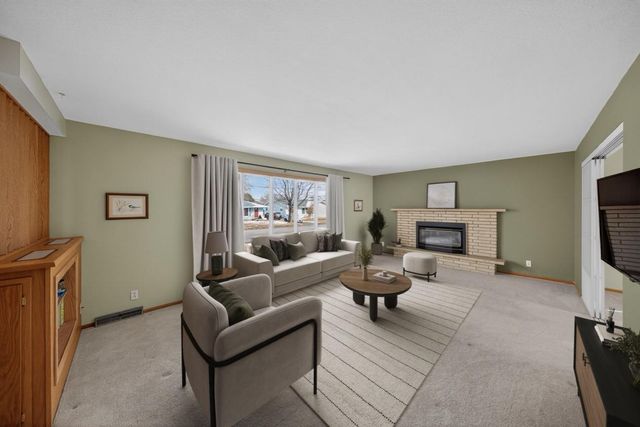 1224 4th Street NW, Rochester, MN 55901