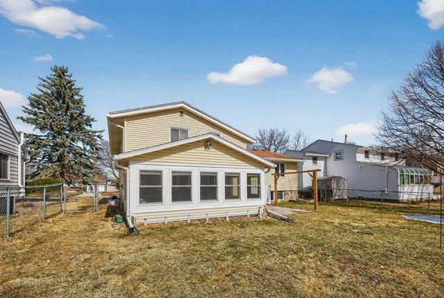 1224 4th Street NW, Rochester, MN 55901