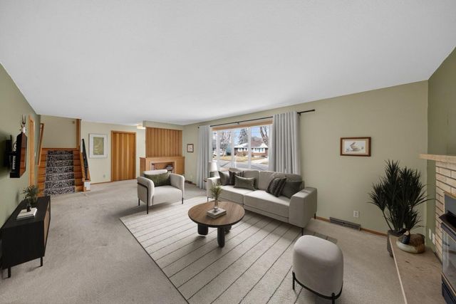 1224 4th Street NW, Rochester, MN 55901