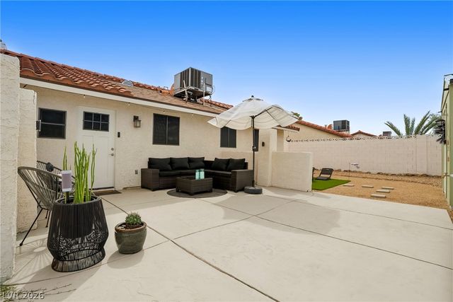 445 Concord Way, Henderson, NV 89015