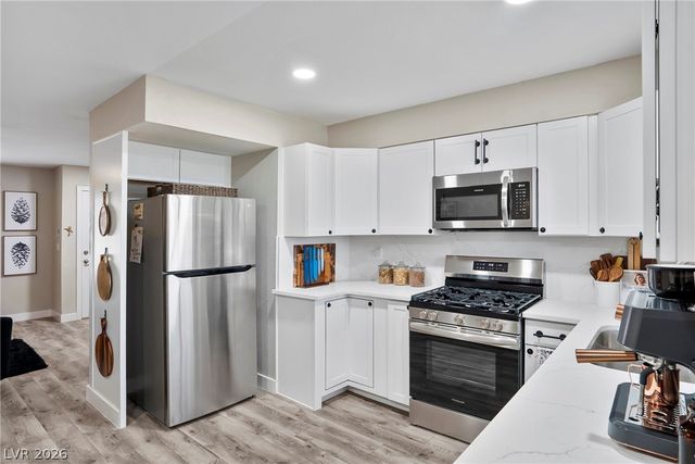 445 Concord Way, Henderson, NV 89015