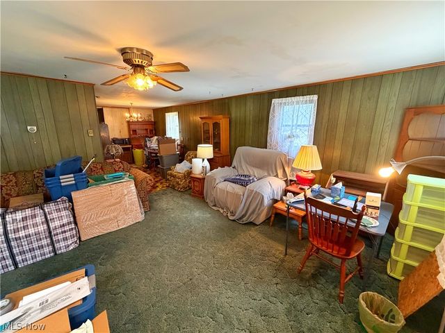 54312 Pipe Creek Road, Jacobsburg, OH 43933