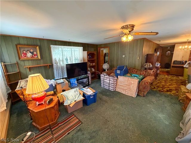 54312 Pipe Creek Road, Jacobsburg, OH 43933