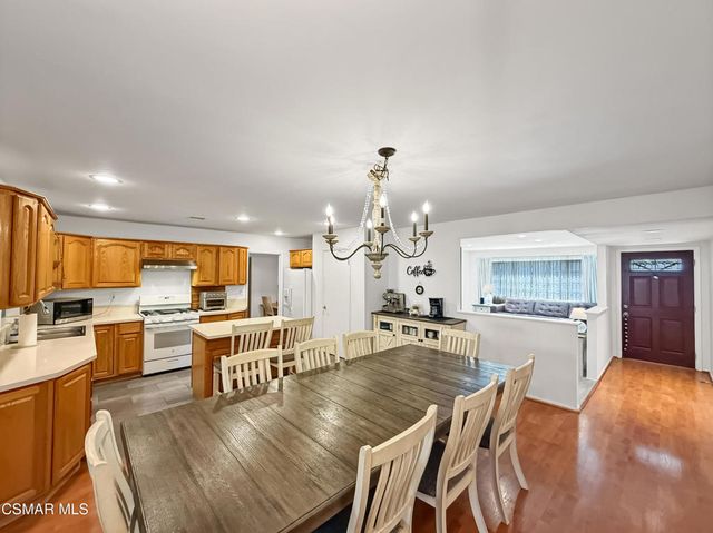 3021 Travis Avenue, Simi Valley, CA 93063