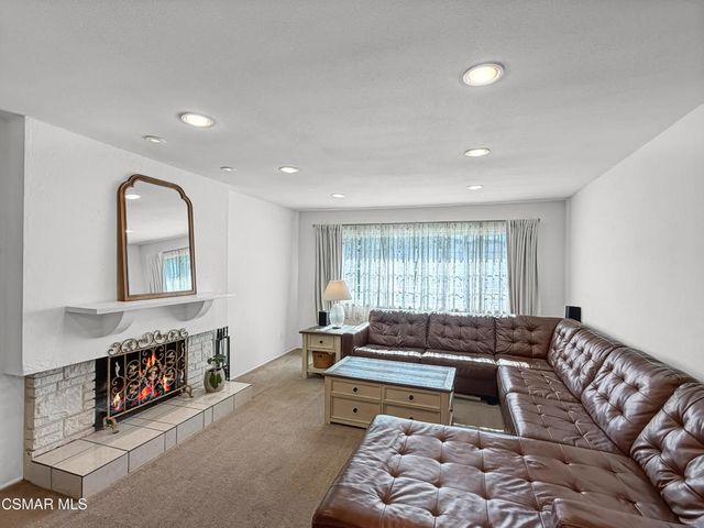 3021 Travis Avenue, Simi Valley, CA 93063