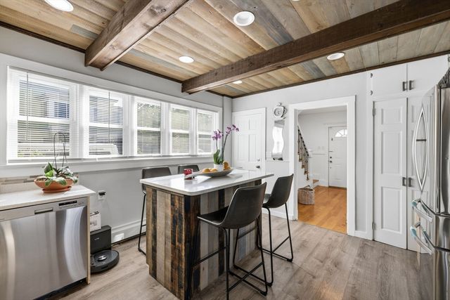 8 Lufkin St, Lynn, MA 01902