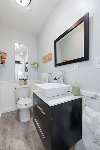 8 Lufkin St, Lynn, MA 01902