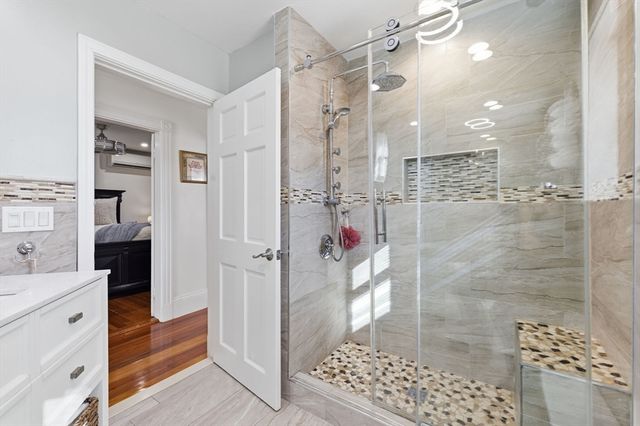 8 Lufkin St, Lynn, MA 01902
