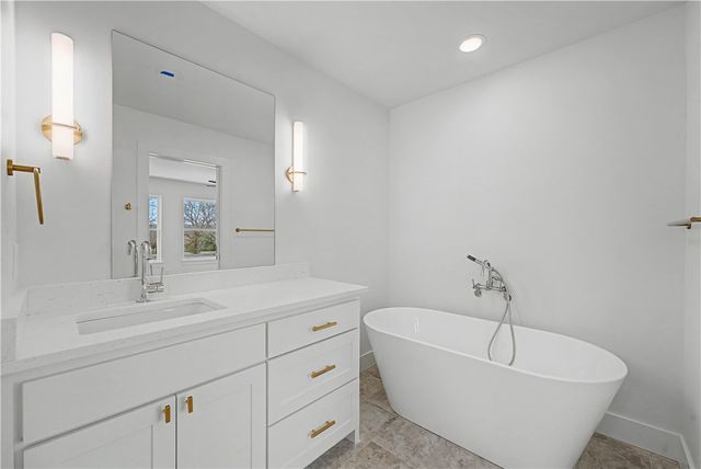 829 S Jagger Lane, Fayetteville, AR 72701