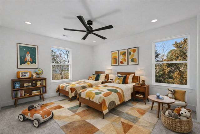 829 S Jagger Lane, Fayetteville, AR 72701