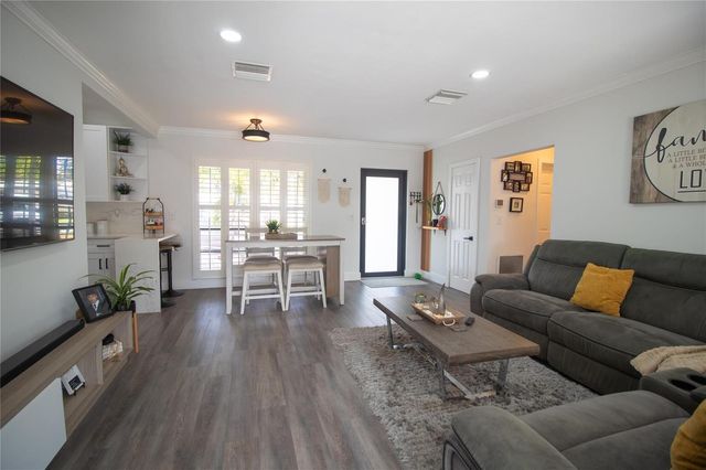 925 SE 14th Avenue, Deerfield Beach, FL 33441