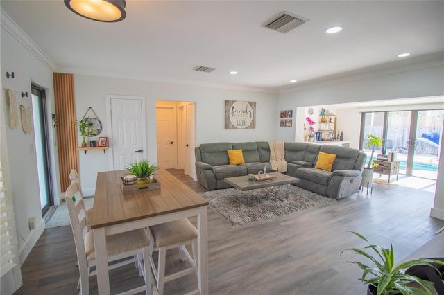 925 SE 14th Avenue, Deerfield Beach, FL 33441