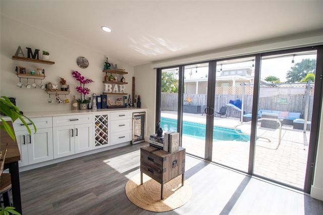 925 SE 14th Avenue, Deerfield Beach, FL 33441
