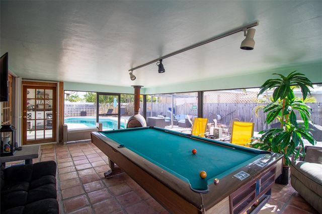 925 SE 14th Avenue, Deerfield Beach, FL 33441