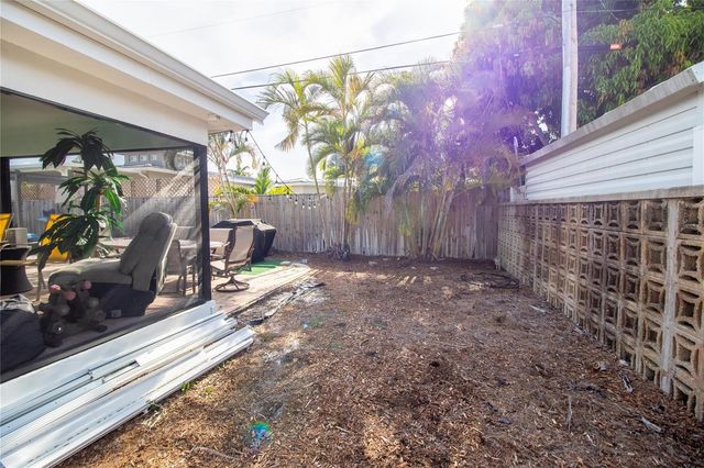 925 SE 14th Avenue, Deerfield Beach, FL 33441