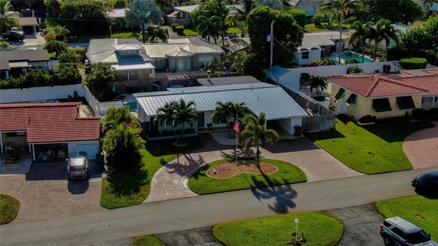 925 SE 14th Avenue, Deerfield Beach, FL 33441