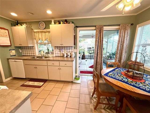 400 BAYOU ROAD, Winter Haven, FL 33884