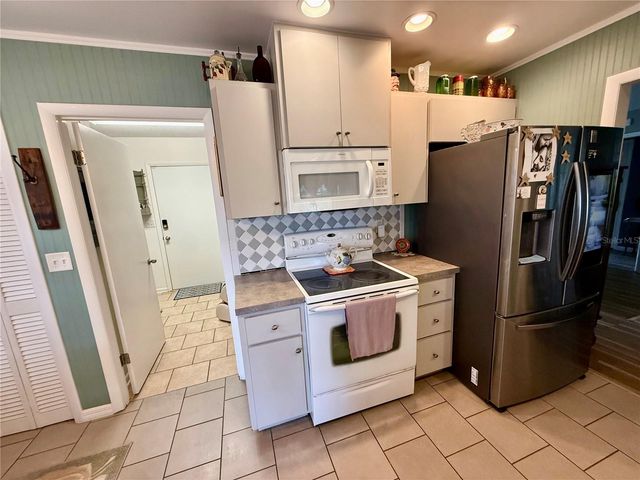 400 BAYOU ROAD, Winter Haven, FL 33884