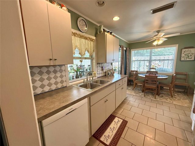 400 BAYOU ROAD, Winter Haven, FL 33884