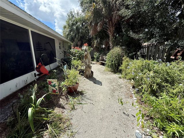 400 BAYOU ROAD, Winter Haven, FL 33884