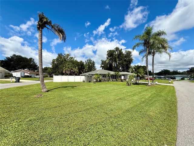 400 BAYOU ROAD, Winter Haven, FL 33884