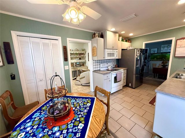 400 BAYOU ROAD, Winter Haven, FL 33884