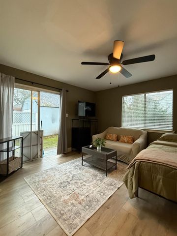 1851 Lomita Ave, Stockton, CA 95204