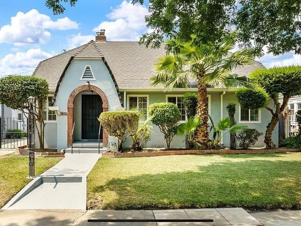 1851 Lomita Ave, Stockton, CA 95204