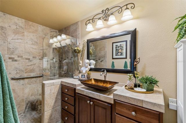 800 VINEYARD WAY, Poinciana, FL 34759