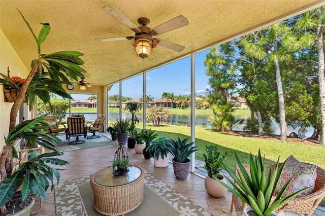 800 VINEYARD WAY, Poinciana, FL 34759