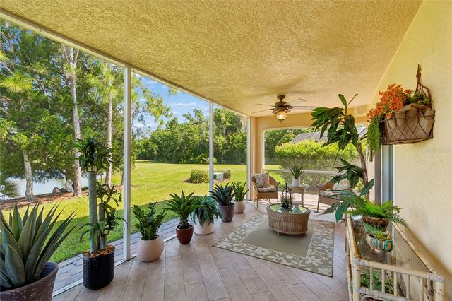 800 VINEYARD WAY, Poinciana, FL 34759