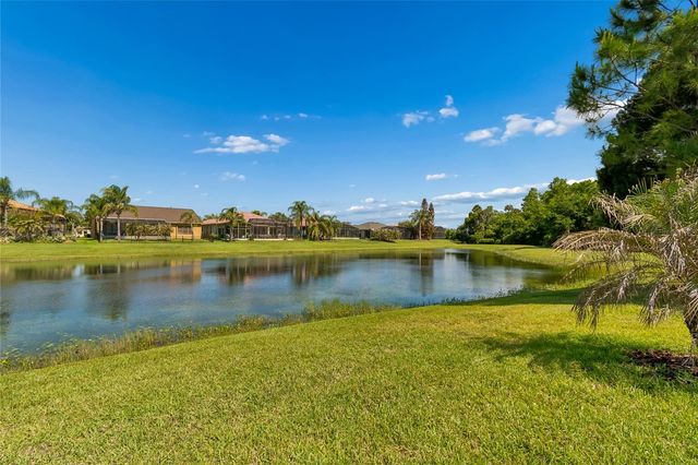 800 VINEYARD WAY, Poinciana, FL 34759