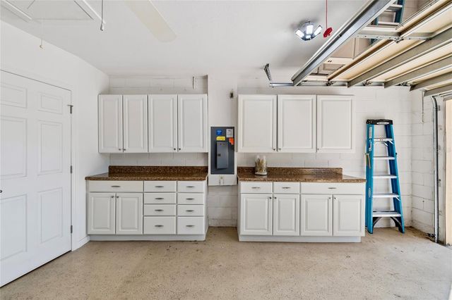 800 VINEYARD WAY, Poinciana, FL 34759