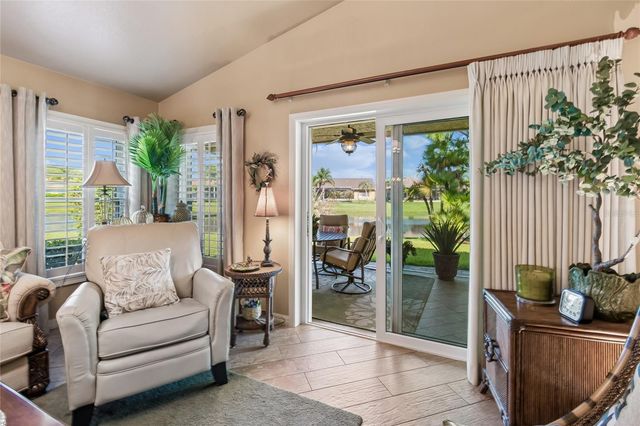 800 VINEYARD WAY, Poinciana, FL 34759