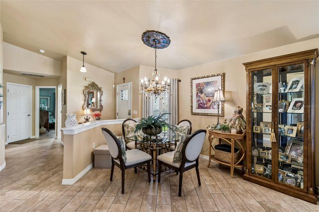 800 VINEYARD WAY, Poinciana, FL 34759