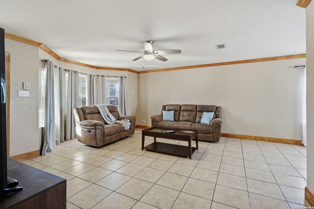 4738 GEORGES FARM, San Antonio, TX 78244