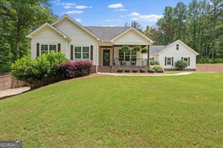 177 Garnett Point Drive, Carrollton, GA 30117