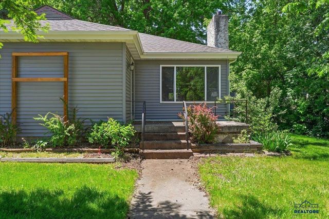1529 JUNCTION AVE, Sturgis, SD 57785