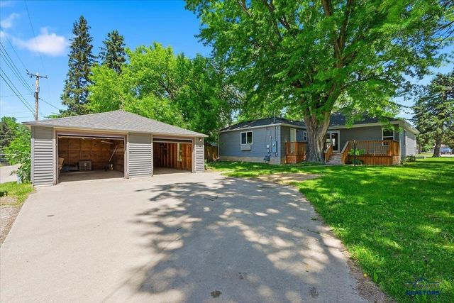 1529 JUNCTION AVE, Sturgis, SD 57785