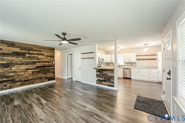 9025 Quinnford Blvd, Chesterfield, VA 23237