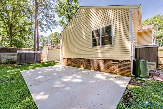 9025 Quinnford Blvd, Chesterfield, VA 23237
