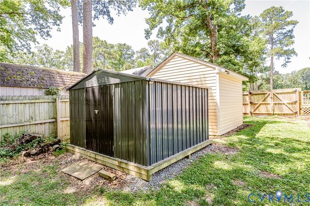 9025 Quinnford Blvd, Chesterfield, VA 23237