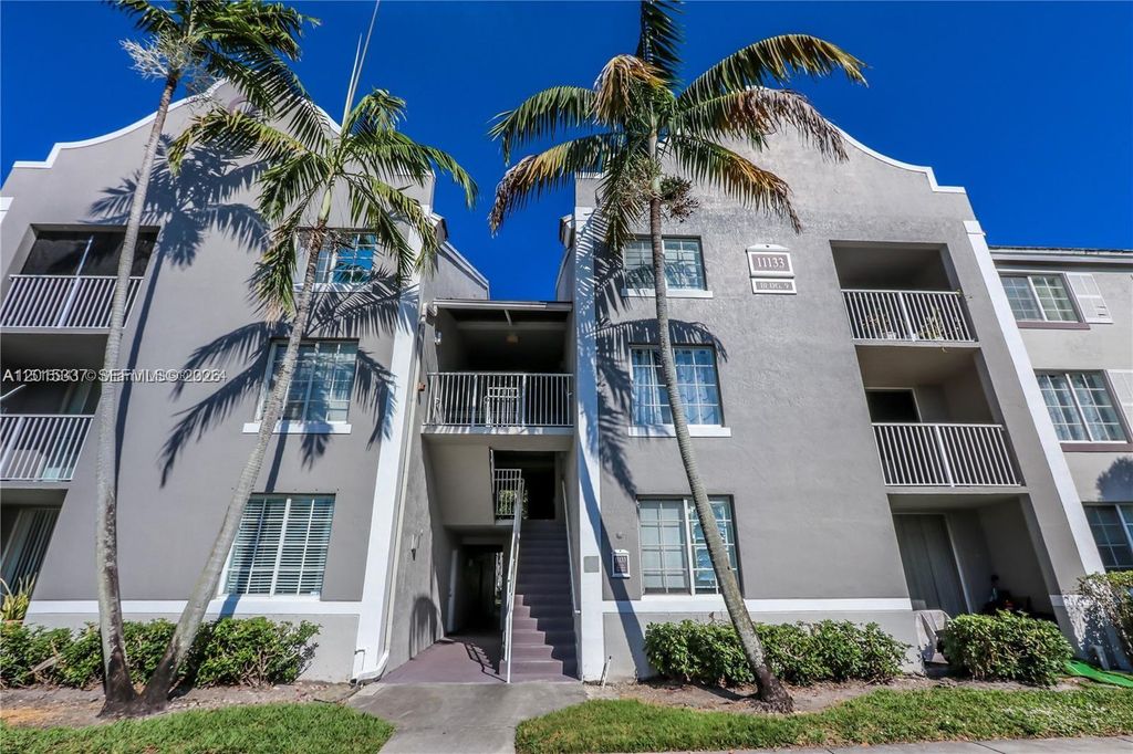 11133 SW 8th St 102, Pembroke Pines, FL 33025