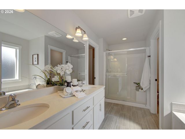 10508 Ne 103RD St, Vancouver, WA 98662