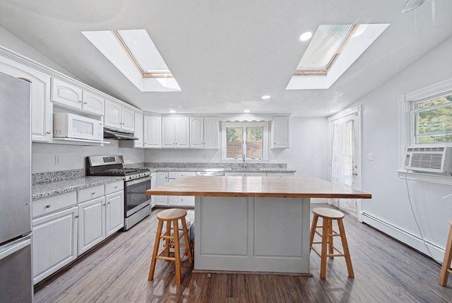 3 Smith Ave, Methuen, MA 01844
