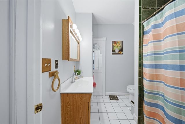 3 Smith Ave, Methuen, MA 01844