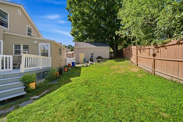 3 Smith Ave, Methuen, MA 01844