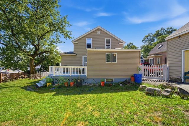 3 Smith Ave, Methuen, MA 01844