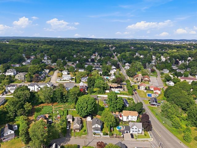 3 Smith Ave, Methuen, MA 01844