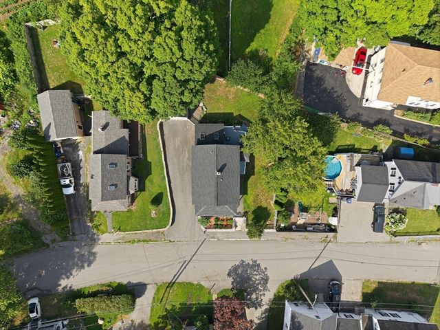 3 Smith Ave, Methuen, MA 01844